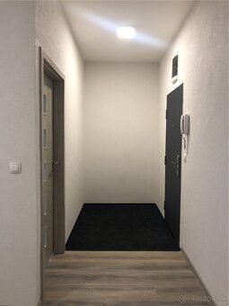Dlhodobý prenájom 2-izbového bytu s parkovaním - 6
