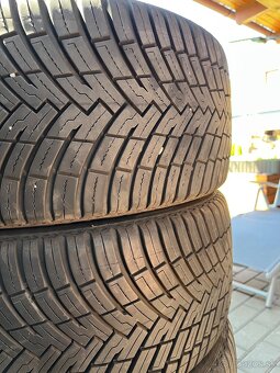 Pirelli Cinturato All Season SF2 225/40 R18 92Y - 6
