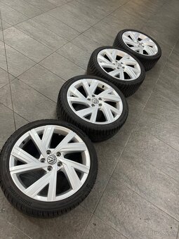 Predam original VW Bergamo zimnu sadu 225/40 R18 - 6