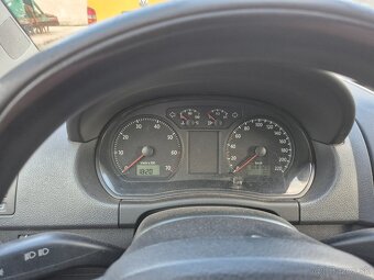Predam volkswagen polo 1.2 - 6