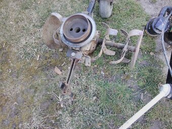 Predám starý rotavátor za šrotovú cenu. - 6