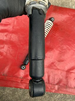 Babetta 210/215/225 zadné tlmiče - 6