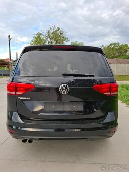 Volkswagen Touran 7miestne - 6