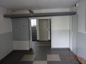 3 izbový byt, ulica A. Hlinku 2378/46, Zvolen - 6