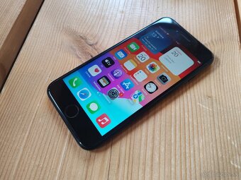 iPhone SE 2020 256GB - 6