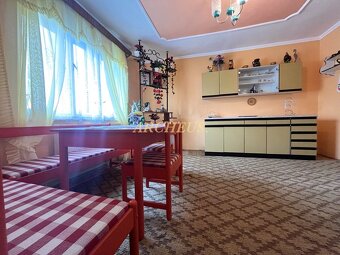 PREDAJ - RODINNÝ DOM S VEĽKÝM POZEMKOM, REŠOV, BARDEJOV 8 KM - 6