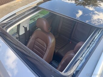 VW Golf 7 1.6 TDI - panoráma, ťažné, adaptívny, led svetlá - 6