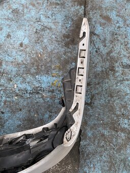 Predný nárazník Mercedes W211 facelift - 6