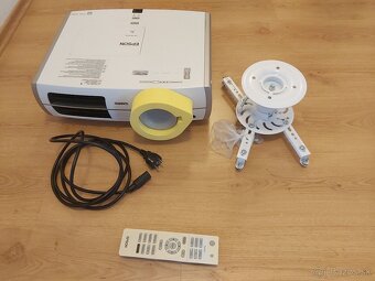 Predám Projektor EPSON EH-TW3500 so stropným držiakom - 6