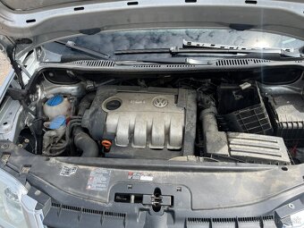 VW Touran 1,9TDI 77KW BLS rok 2006 prodám díly - 6
