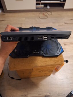 HP Compaq 8510w - 6