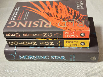Pierce Brown 'Red Rising' Trilogy - 6