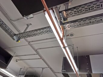 Elektrikár - pomocný elektrikár - Nemecko - 6