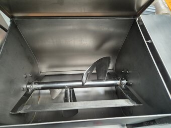 MIEŠAČKA MASA 70L MIEŠAČKA KLOBÁS - 6