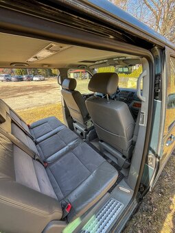 VW Multivan 2004 - 6