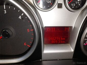 FORD FOCUS KOMBI 2.0TDCi AUTOMAT - 6