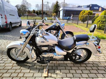 Suzuki C 800 VL 800 Intruder - 6