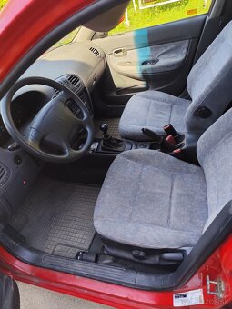 Predám Daewoo Nubira hatchback 2.0 1998 - 6