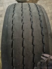 Nakladne pneumatiky 385/65 r22.5 - 6