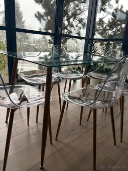 Jedálenský stôl - 6