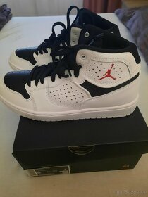 Nike Jordan NOVE - 6