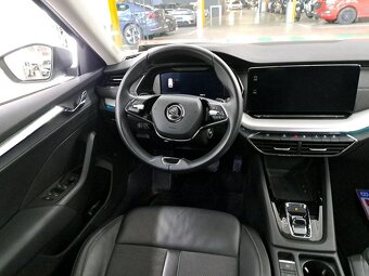 Škoda Octavia Combi 2.0TDI Style - 6