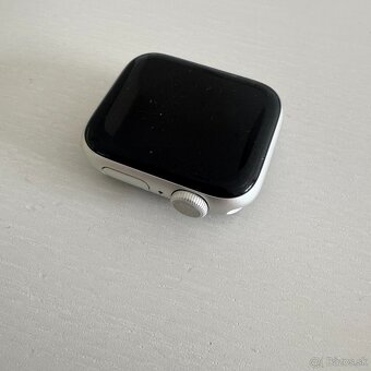 Predám Apple Watch 6 series 40mm - 6