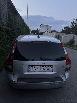 volvo v50 kombi, 2006, 2.0d 100kW - 6