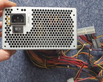 Zdroje 400W, 500W, 550W - 6