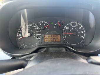 Fiat Punto Grande Racing Blue - 6