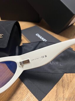 New original CHANEL Cat Eye Black & White - 6