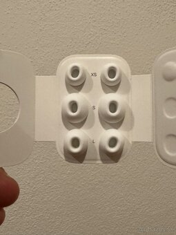AirPods Pro - 6