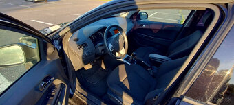 ASTRA SEDAN - 6