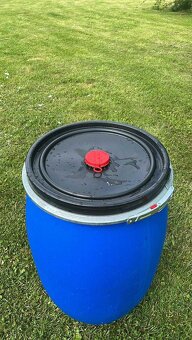 Plastový sud 120L na dažďovú vodu, kvas, olej, krmivo – HDPE - 6