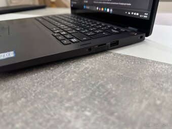 Dell Latitude 5300 2v1 –dotykový notebook aj tablet v jednom - 6