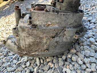 Motor na Jawa 250 / 559 - 6
