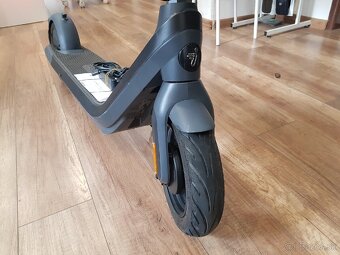 Segway Ninebot E2 Pro - 6