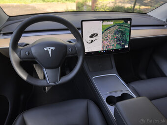 Tesla Model Y Long Range - Dual Motor - R20 - 6