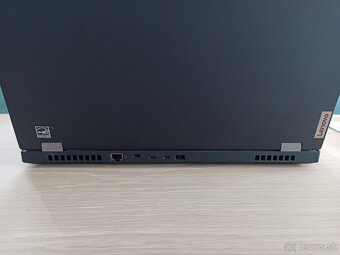 Lenovo ThinkPad P15 Gen1 - 6