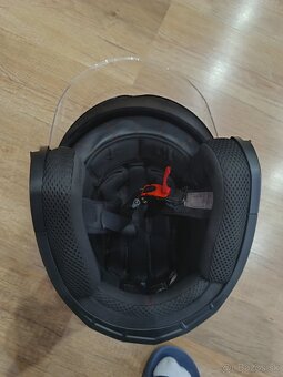 Predám prilbu na motorku - 6