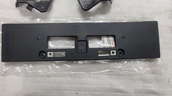 Hmlovka, Držiak ŠPZ, Lišta.... - 6