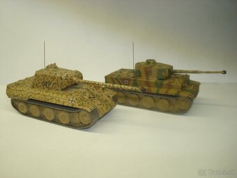 Tank Tiger a Panther a  farby Agama  odtiene Khaki - 6