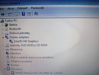 predám Fujitsu Lifebook A531 - 4gb ram - 250gb hdd - 6