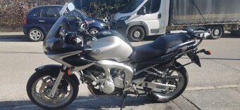Yamaha Fazer 600 FZ6 - 6