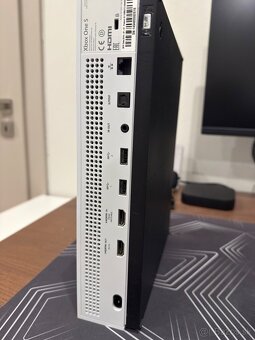 🎮 Xbox One S 1TB s SSD, 2 ovládače, FIFA 23, stojan – TOP s - 6
