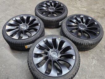 TESLA MODEL Y Originálne 21“ zimné pneumatiky Pirelli - 6