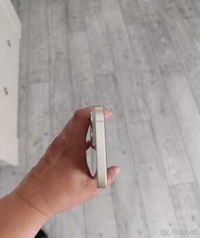 Predám iphone - 6