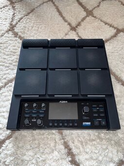 Alesis Strike Multipad Elektronický bicí pad - 6