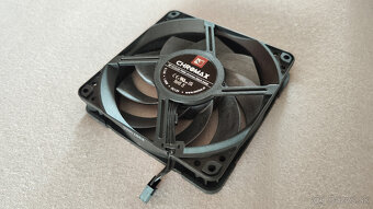 Noctua NF-A12x25 PWM chromax.black.swap - 6