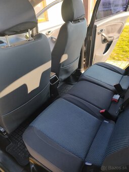 Toledo Hatchback 5 DV. - 6